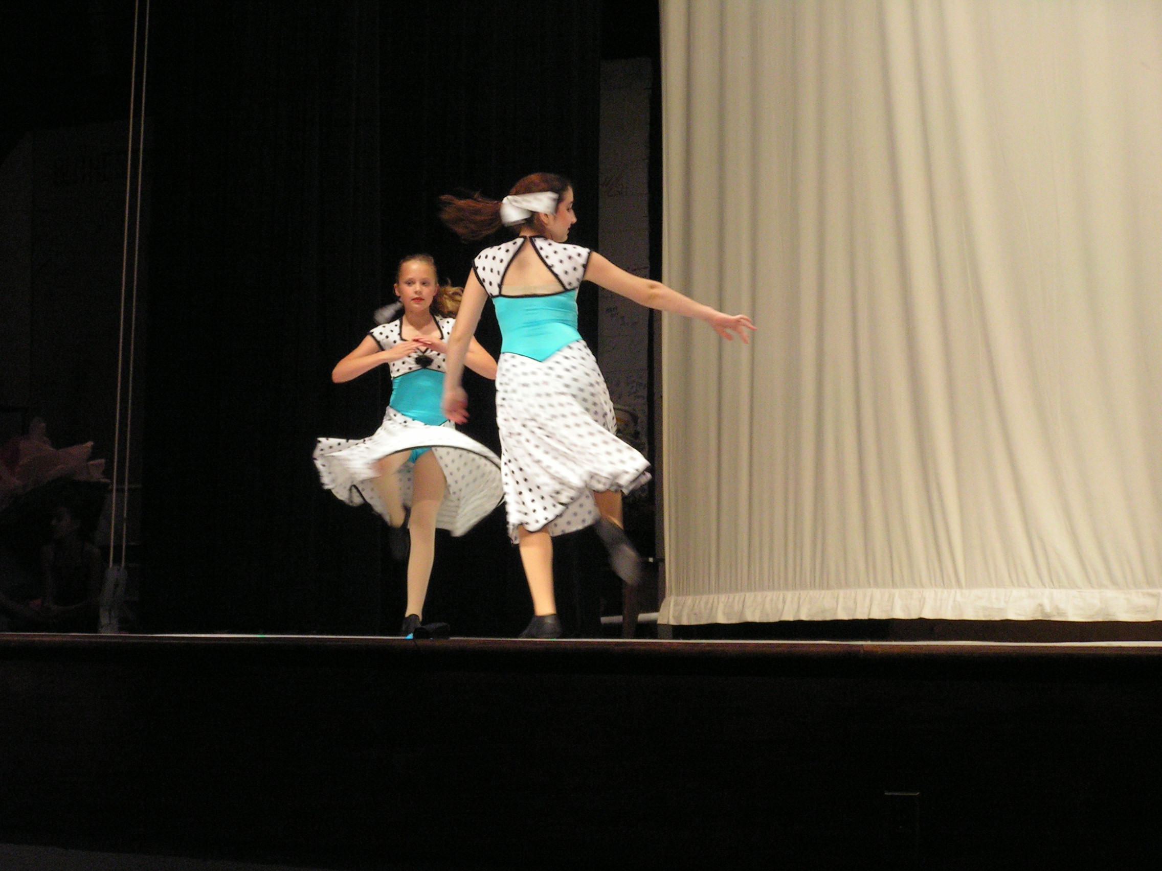 ./2006/Dance Recital/Danceurs Recital 20 0028.JPG
